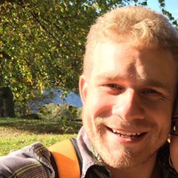 Academind by Maximilian Schwarzmüller